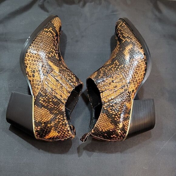 BLEECKER & BOND SNAKE PRINT CHUNKY HEEL SLIP-ON POINTED TOE BOOTIE - Picture 11 of 15
